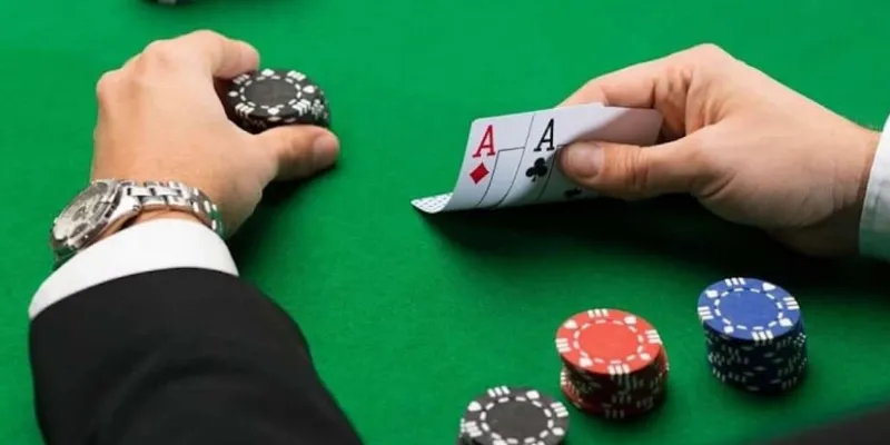 Khái quát game bài Xì Tố online