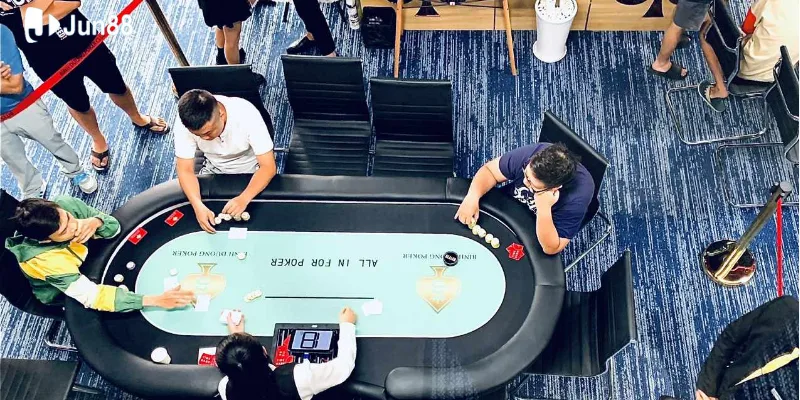 Để học cách chơi Poker giỏi cần hiểu rõ luật